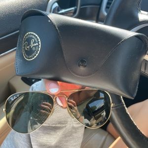 Ray-Ban classic aviator style